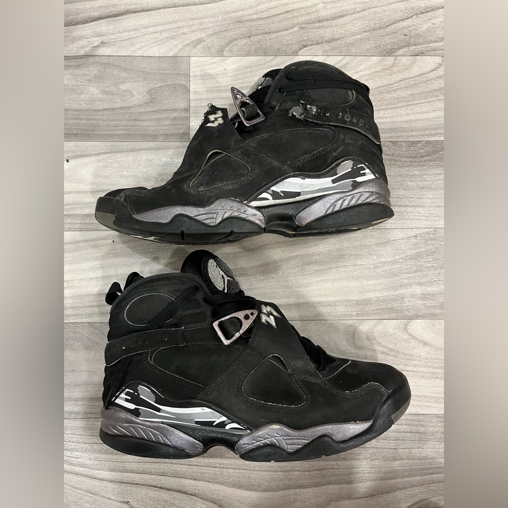 Jordan 8 Chrome (2015)
